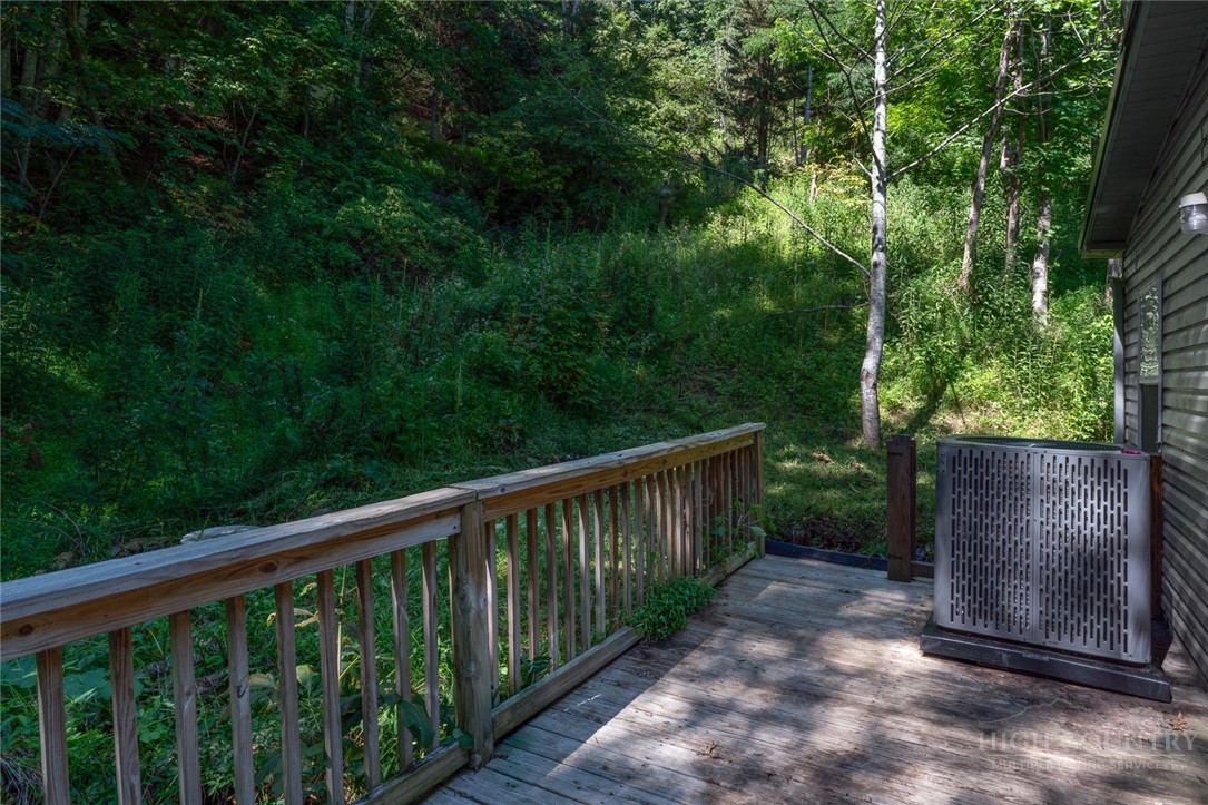 281 Church Ridge Vilas, NC 28692 - Photo 16 of 20