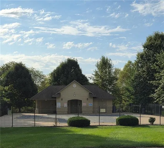 $428,990 | 7704 Northeast 107th Terrace, Kansas City, MO 64157