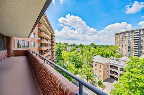 $1,495,000 | 4550 North Park Avenue, Unit 610, Chevy Chase, MD 20815
