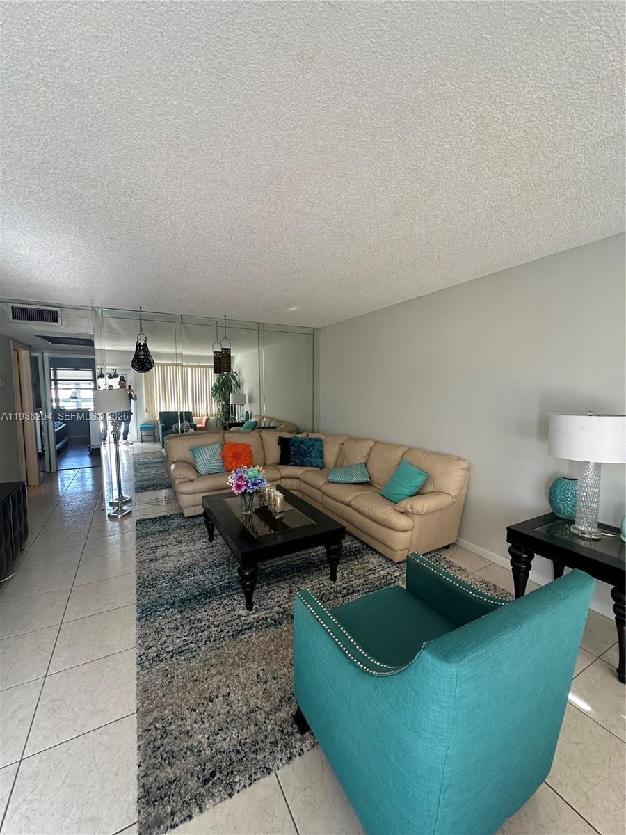 3043 Exeter Boca Raton, FL 33434 - Photo 2 of 9 Photo 2
