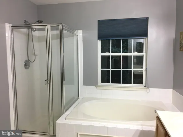 $2,700 | 18704 Harmony Woods Lane, Germantown, MD 20874