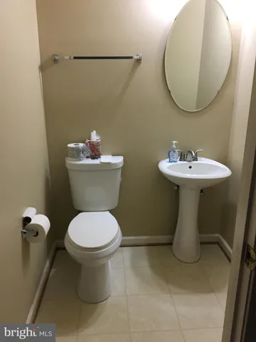 $2,700 | 18704 Harmony Woods Lane, Germantown, MD 20874