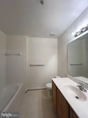 $2,700 | 18704 Harmony Woods Lane, Germantown, MD 20874