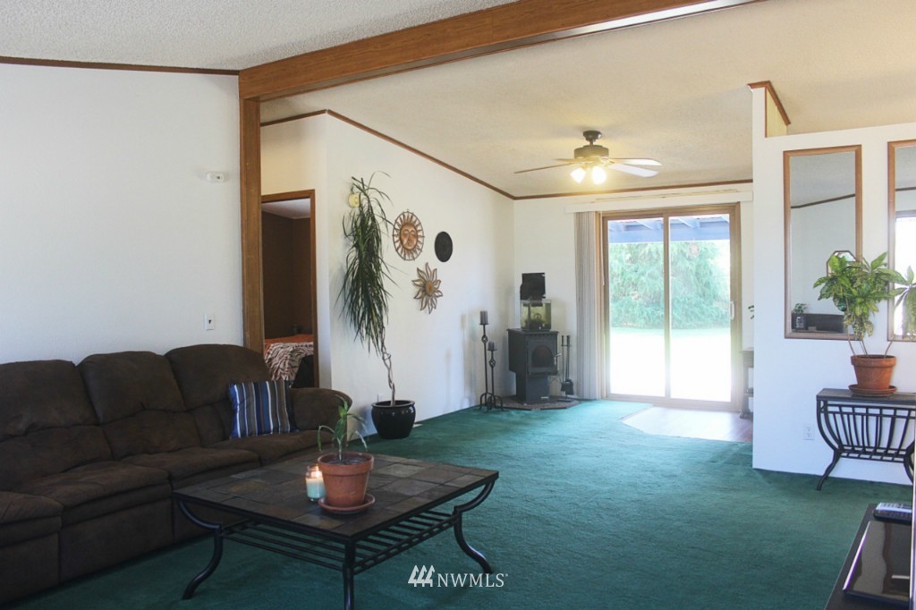 18342 Citrus Street Southwest Rochester, WA 98579 - Photo 2 of 22 Gallery Image 2