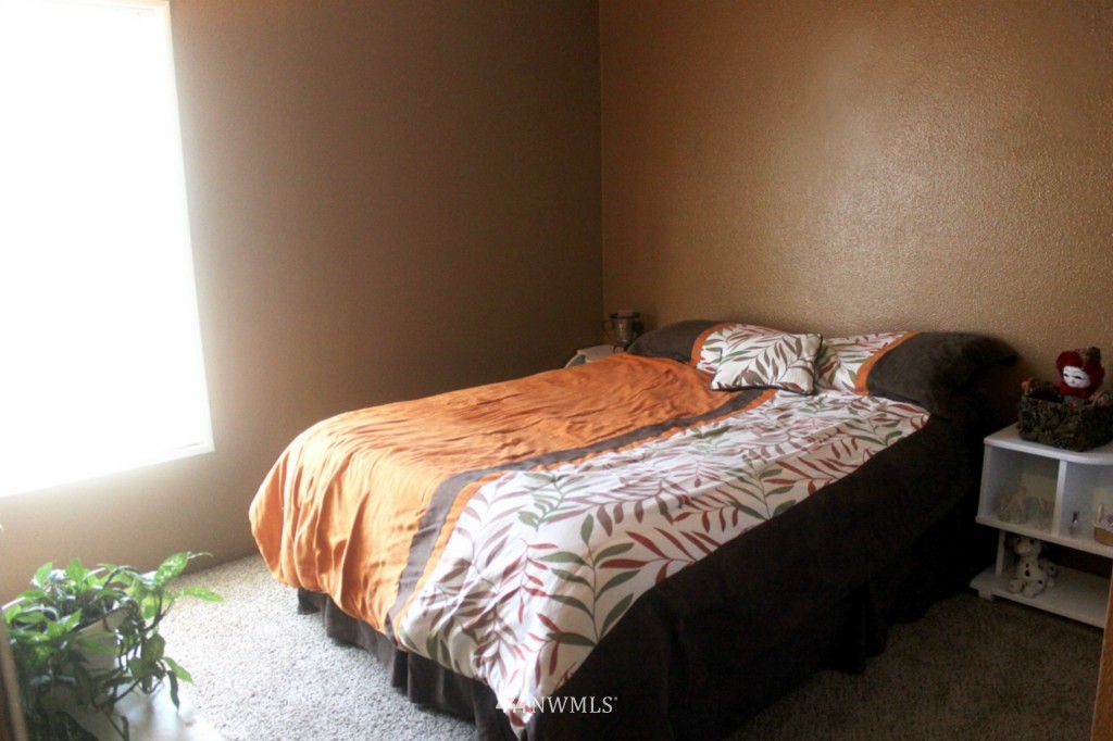 18342 Citrus Street Southwest Rochester, WA 98579 - Photo 13 of 22 Gallery Image 13