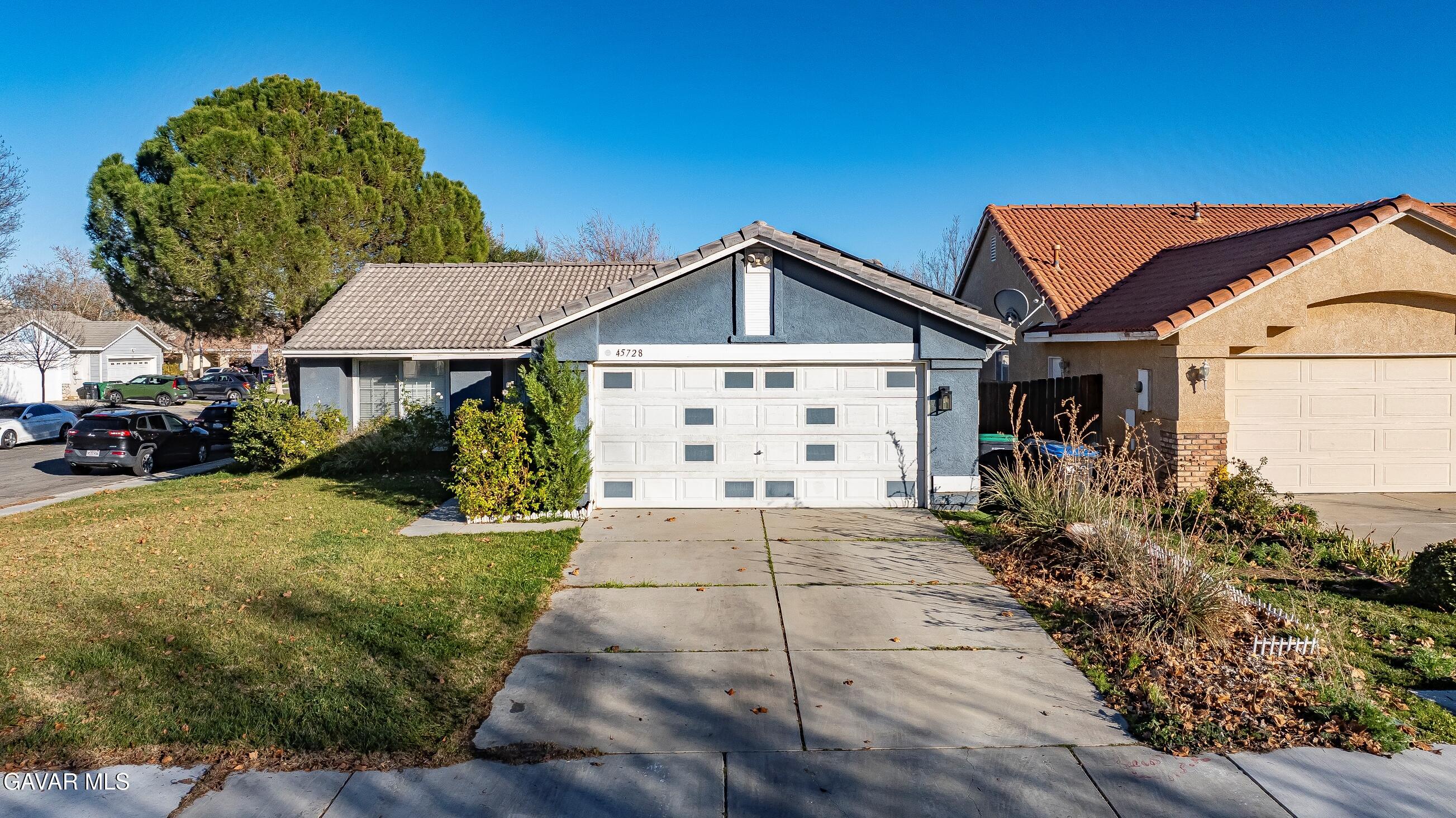 45728 Balmoral Court Lancaster, CA 93534 - Photo 29 of 42 DJI_20260109150000_0001_D_MLS
