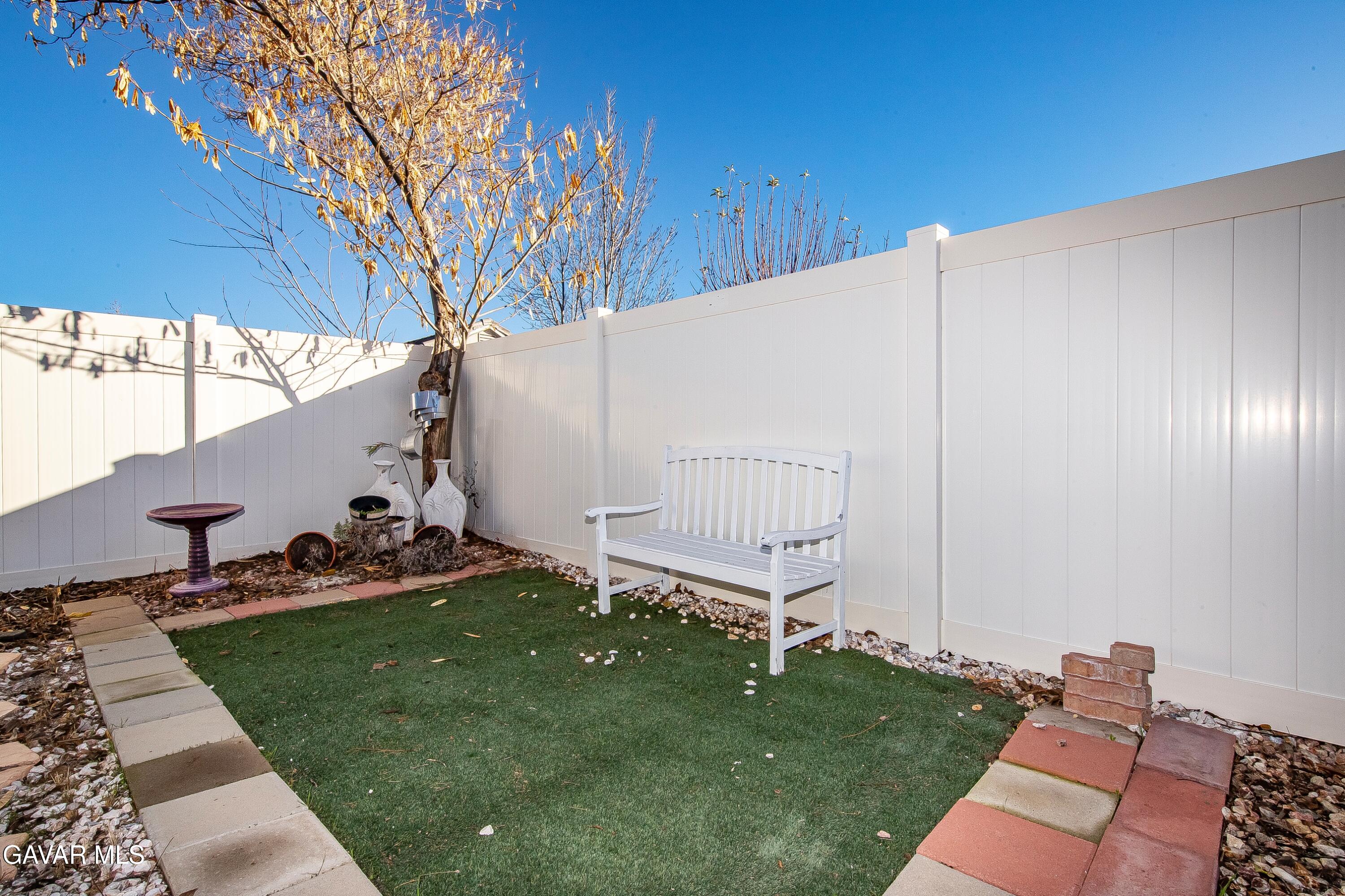 45728 Balmoral Court Lancaster, CA 93534 - Photo 34 of 42 IMG_3578_MLS