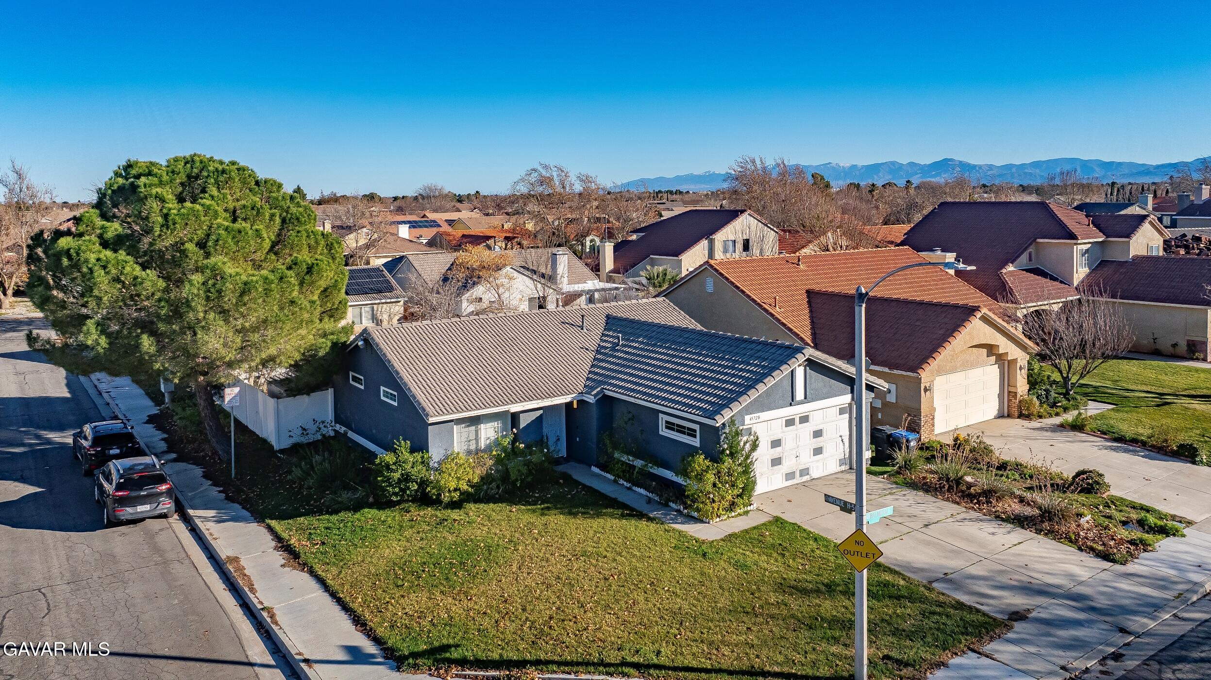 45728 Balmoral Court Lancaster, CA 93534 - Photo 38 of 42 DJI_20260109150040_0002_D_MLS