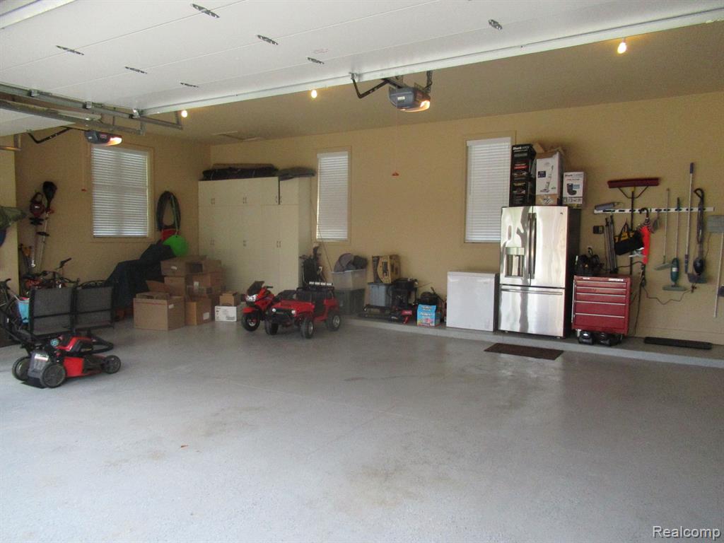 1972 Rosati Court Rochester, MI 48307 - Photo 6 of 53
