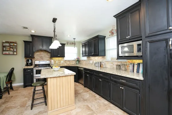 $484,000 | 32102 Sandwedge Drive, Waller, TX 77484