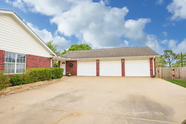 $484,000 | 32102 Sandwedge Drive, Waller, TX 77484