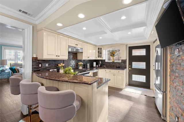 a kitchen with granite countertop lots of counter top space