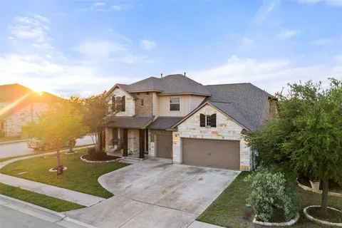 $575,000 | 401 Daniel Crossing, Liberty Hill, TX 78642