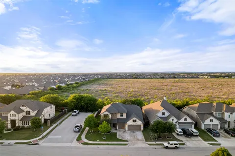 $575,000 | 401 Daniel Crossing, Liberty Hill, TX 78642