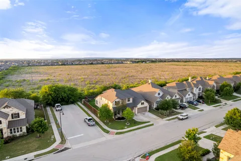 $575,000 | 401 Daniel Crossing, Liberty Hill, TX 78642