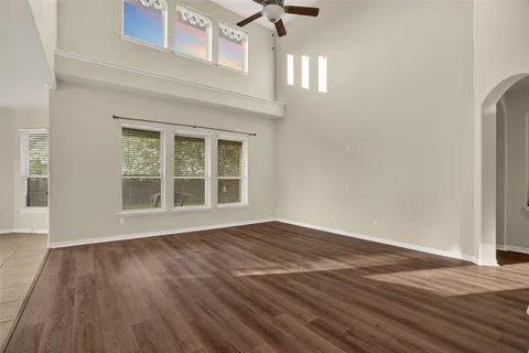 $575,000 | 401 Daniel Crossing, Liberty Hill, TX 78642