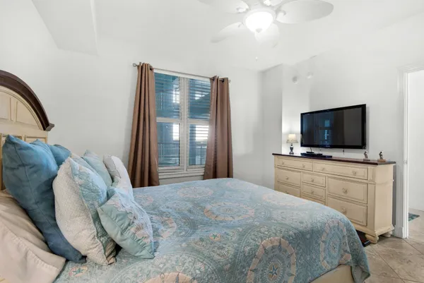 $875,000 | 8501 Gulf Boulevard, Unit 2C, Navarre, FL 32566