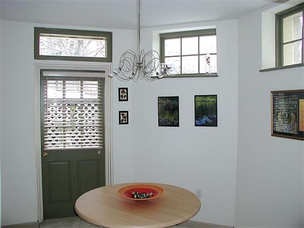 60 Glen Road, Unit T6 Brookline, MA 02445 - Photo 2 of 8