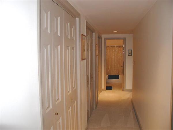 60 Glen Road, Unit T6 Brookline, MA 02445 - Photo 4 of 8