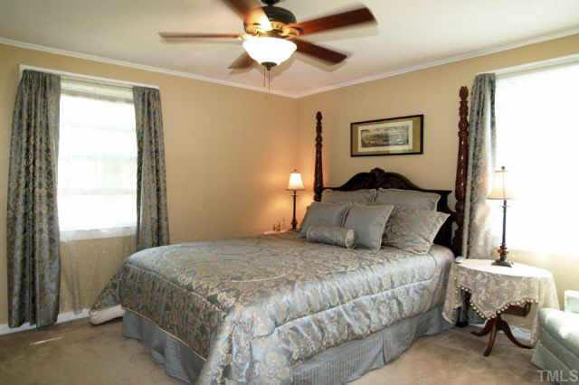 613 Mial Street Raleigh, NC 27608 - Photo 6 of 10 Large guest room on 1st floor.