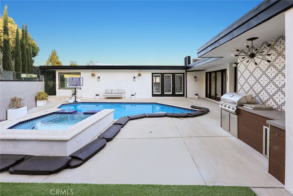 1840 Deermont Road Glendale, CA 91207 - Photo 47 of 70