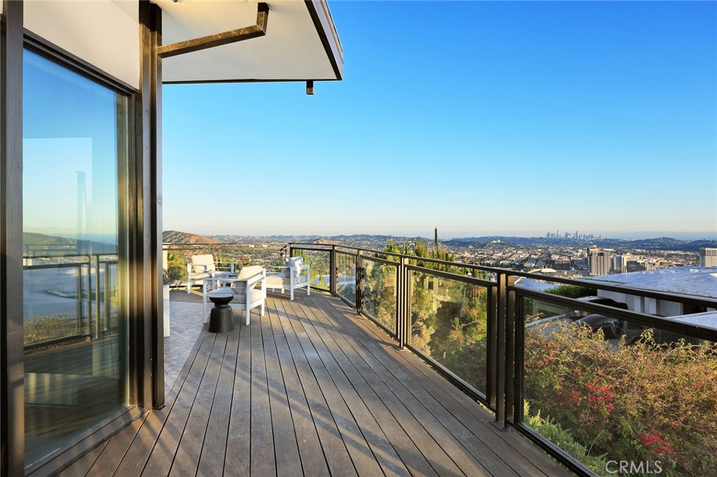 1840 Deermont Road Glendale, CA 91207 - Photo 50 of 70