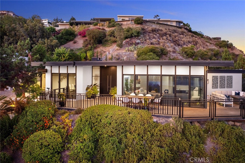 1840 Deermont Road Glendale, CA 91207 - Photo 7 of 70