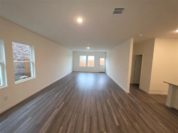 $2,800 | 2304 Winthrop Avenue, Princeton, TX 75407