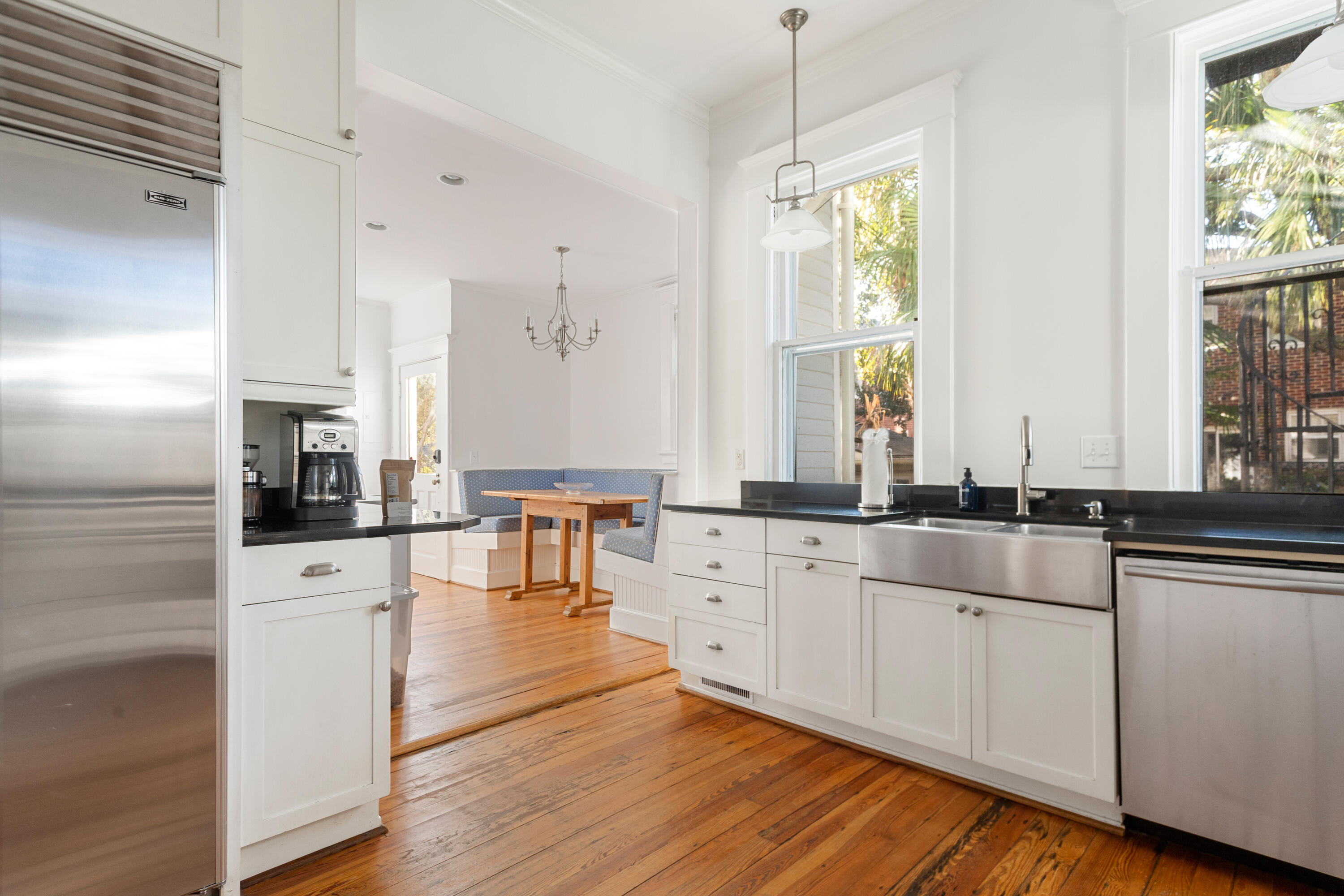 9 Colonial Street Charleston, SC 29401 - Photo 14 of 54 9 Colonial