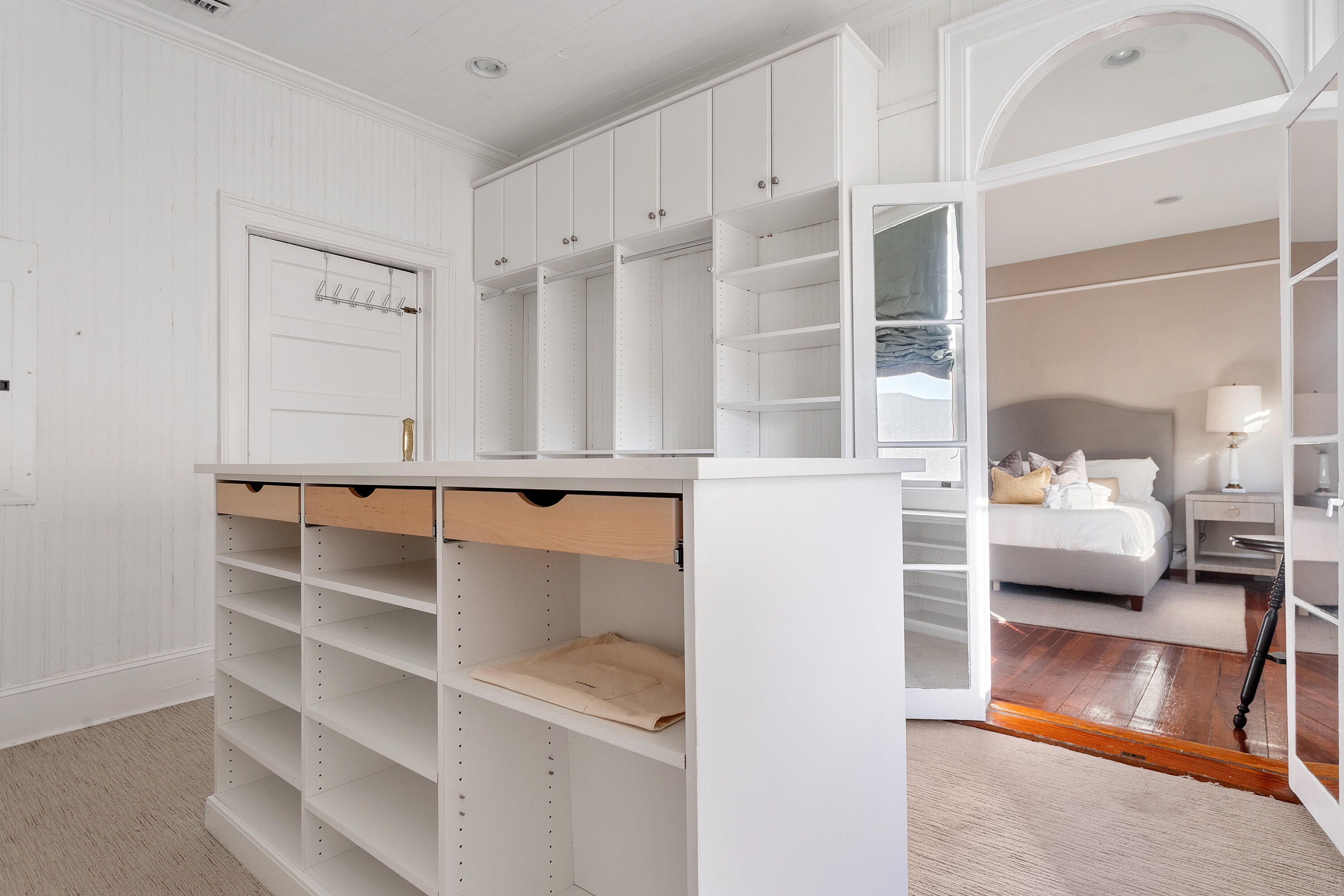 9 Colonial Street Charleston, SC 29401 - Photo 23 of 54 9 Colonial