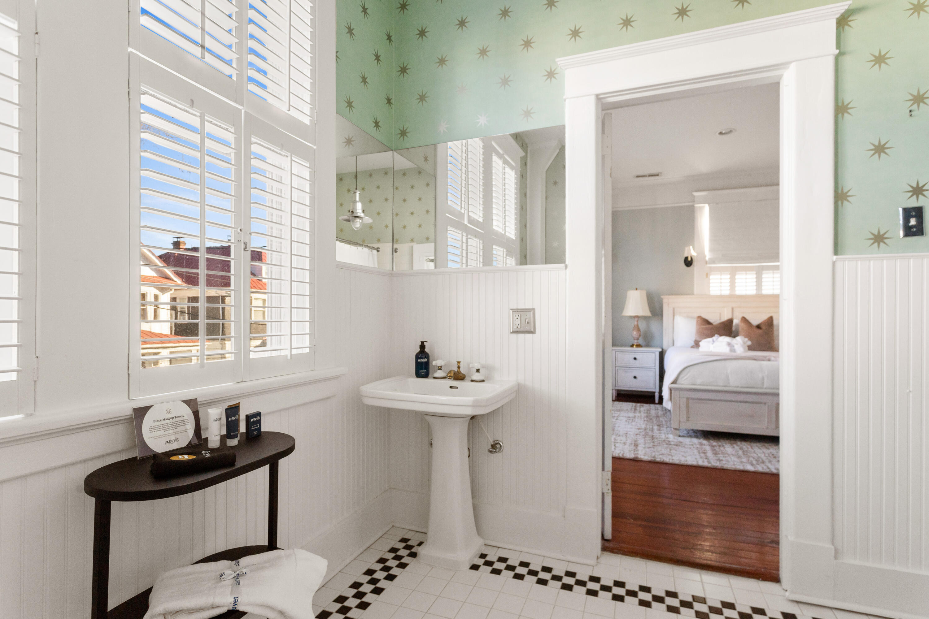 9 Colonial Street Charleston, SC 29401 - Photo 29 of 54 9 Colonial