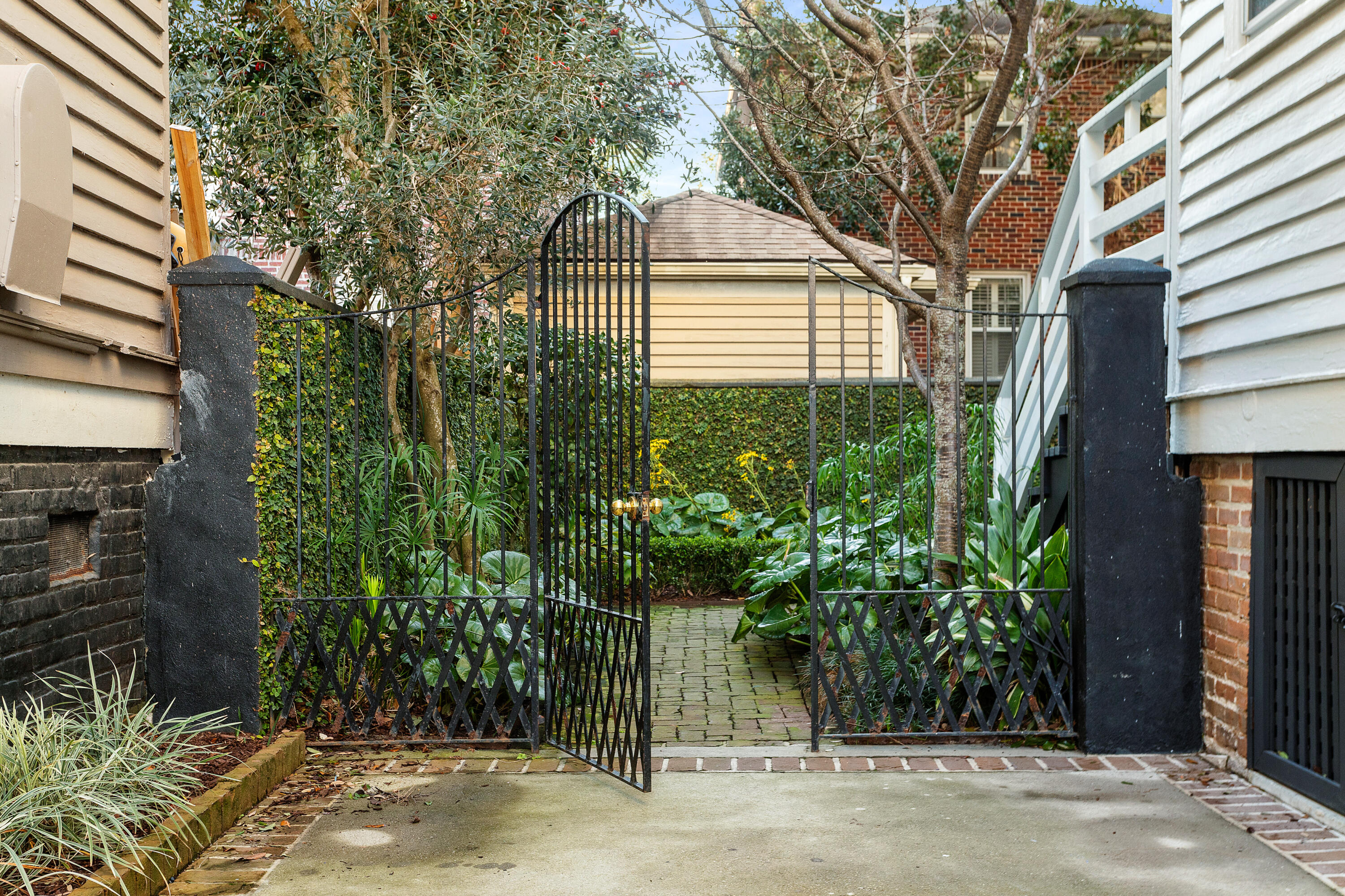 9 Colonial Street Charleston, SC 29401 - Photo 53 of 54 9 Colonial