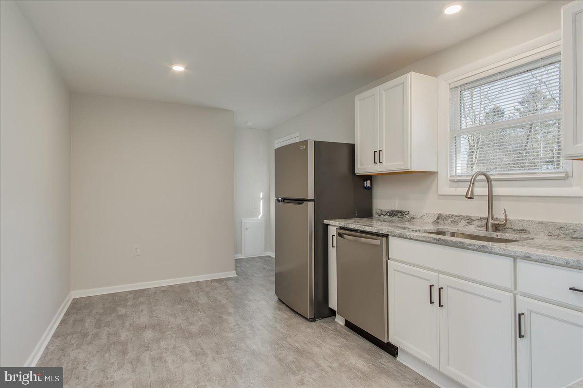 2553 Falling Spring Road Chambersburg, PA 17202 - Photo 9 of 29 Kitchen