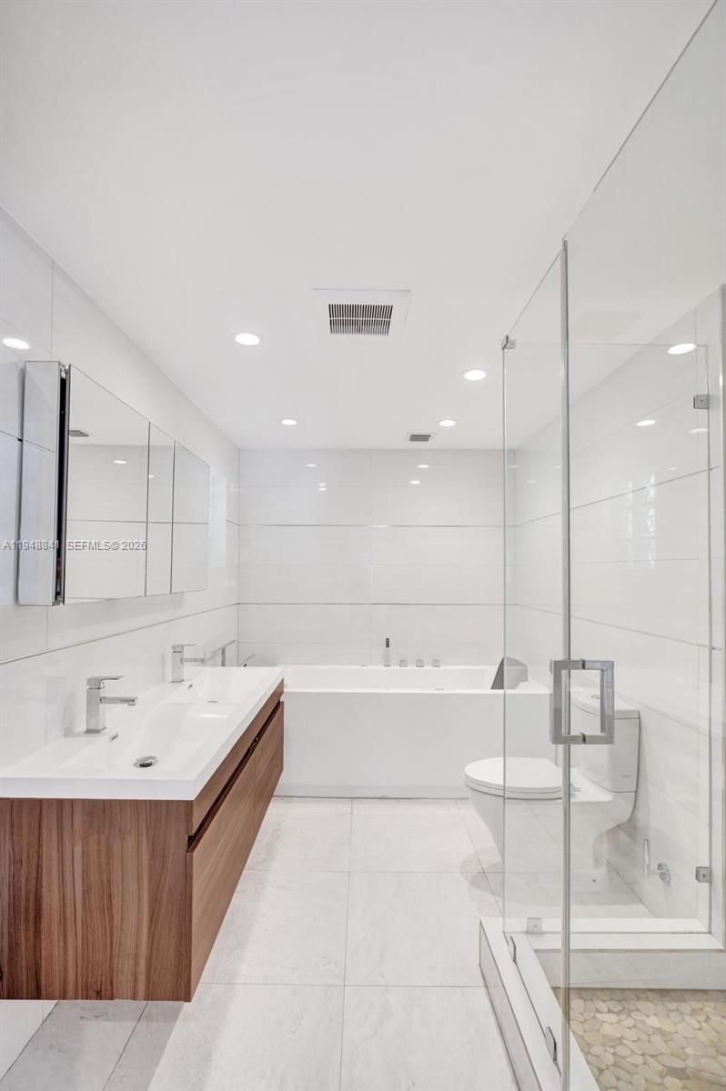 3757 Prairie Avenue Miami Beach, FL 33140 - Photo 11 of 19