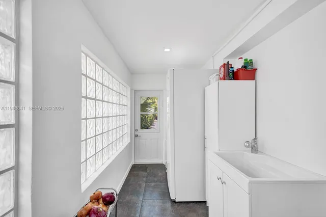 $15,000 | 3757 Prairie Avenue, Miami Beach, FL 33140