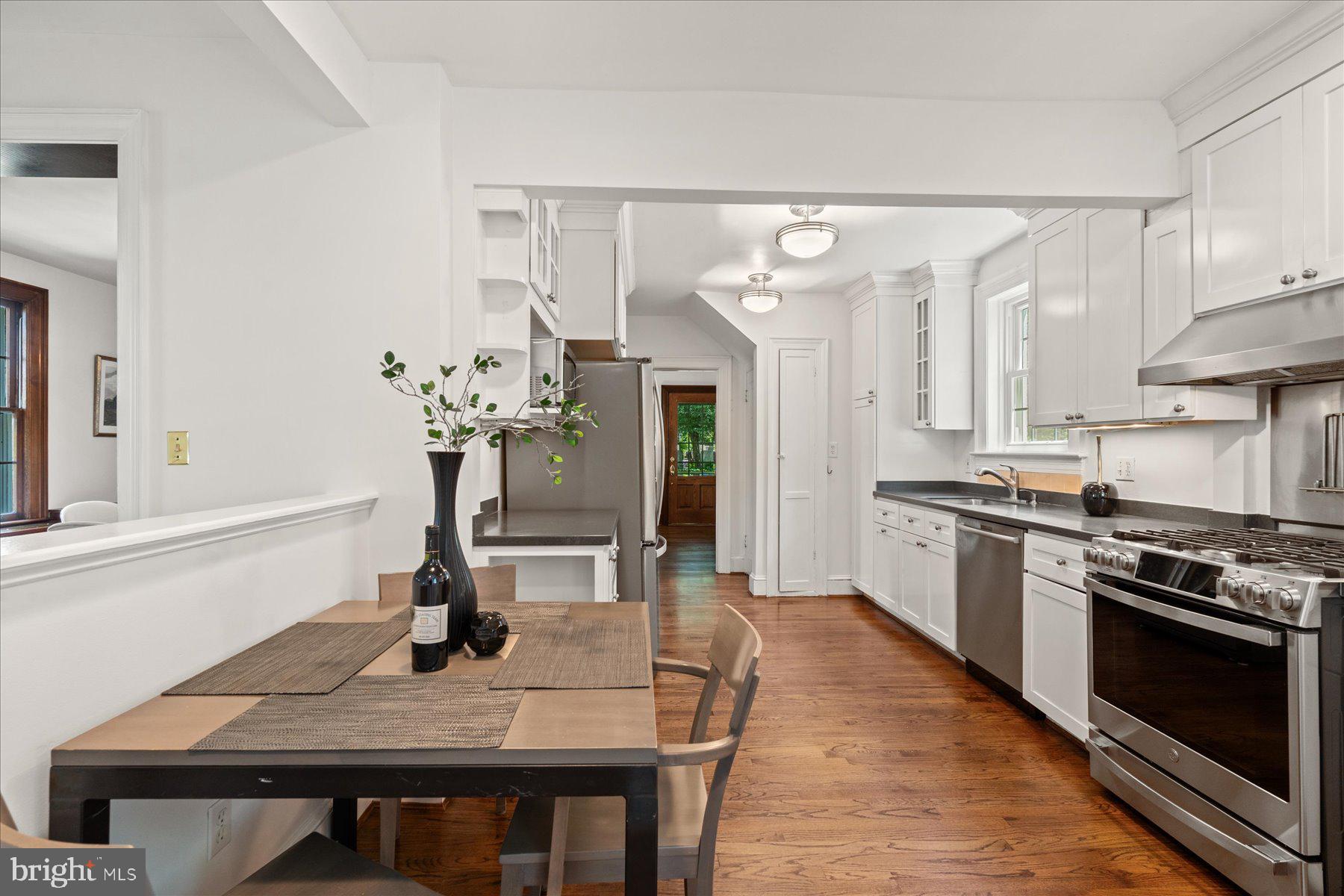 4906 46th Street Northwest Washington, DC 20016 - Photo 11 of 40 Eat-in kitchen