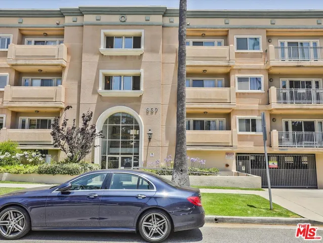 $3,400 | 937 12th Street, Unit 308, Santa Monica, CA 90403