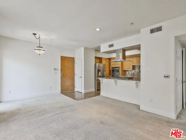 $3,400 | 937 12th Street, Unit 308, Santa Monica, CA 90403