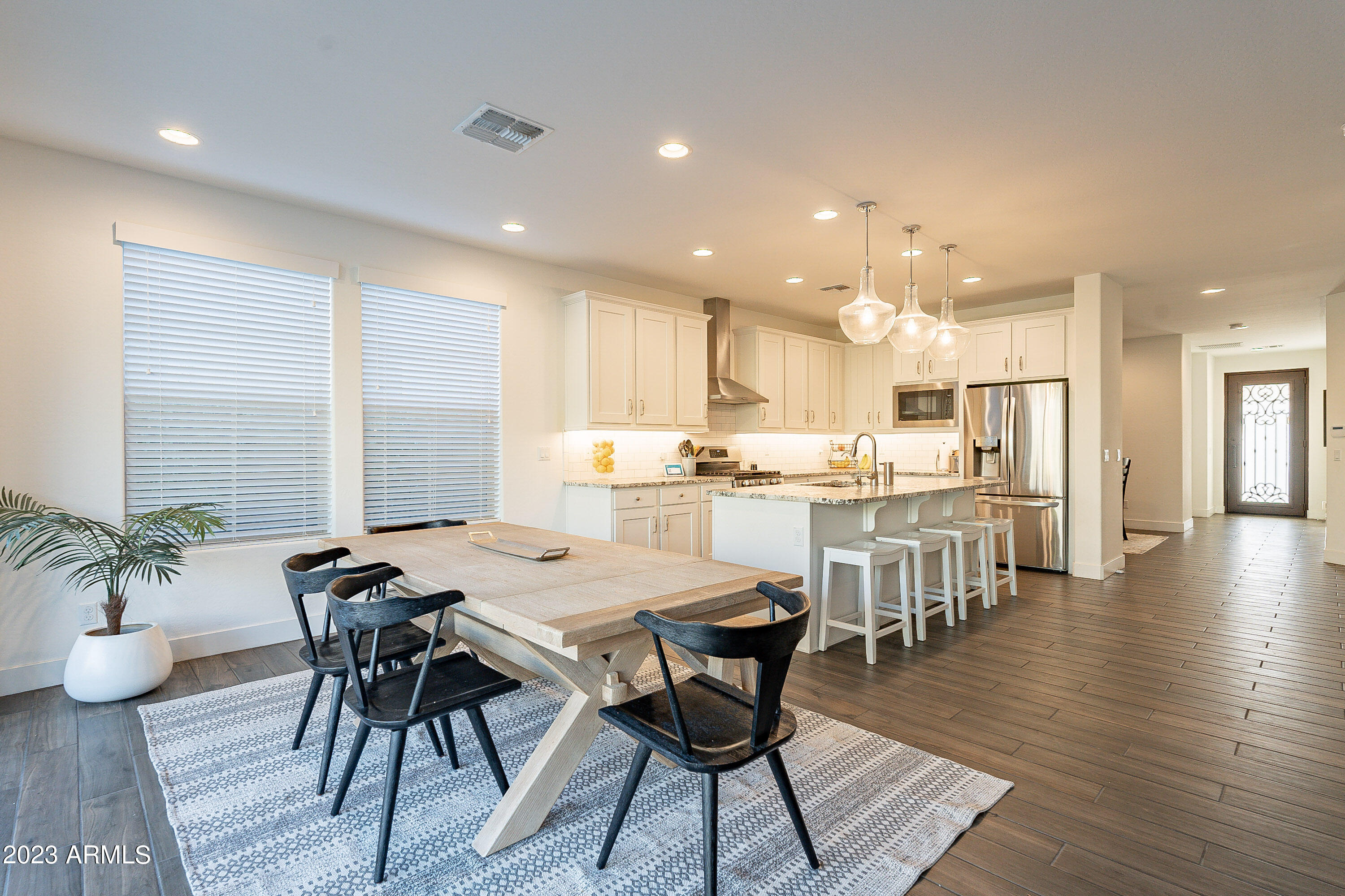 814 West Deer Creek Road Phoenix, AZ 85048 - Photo 6 of 48 Deer-HD-16