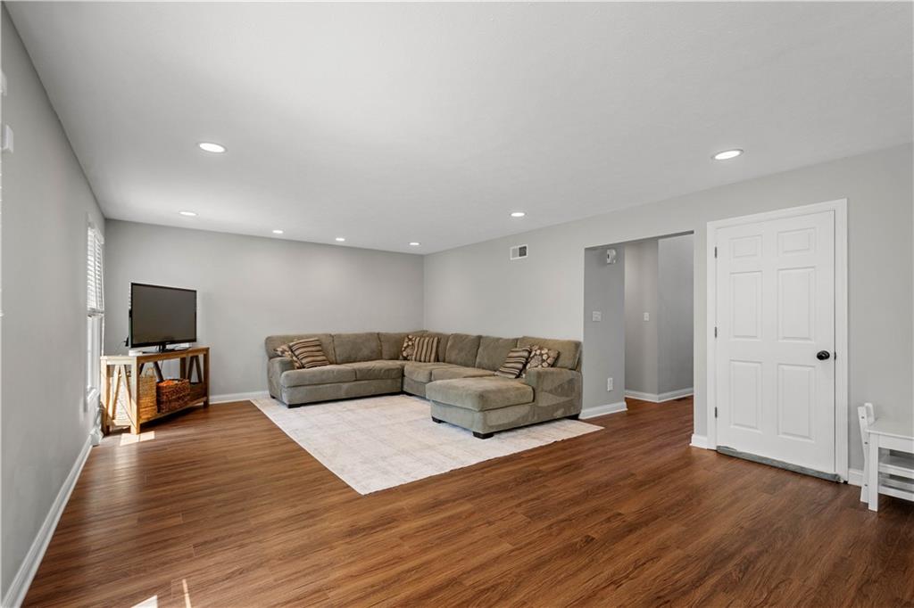 400 Abbey Lane Rostraver Township, PA 15012 - Photo 13 of 45