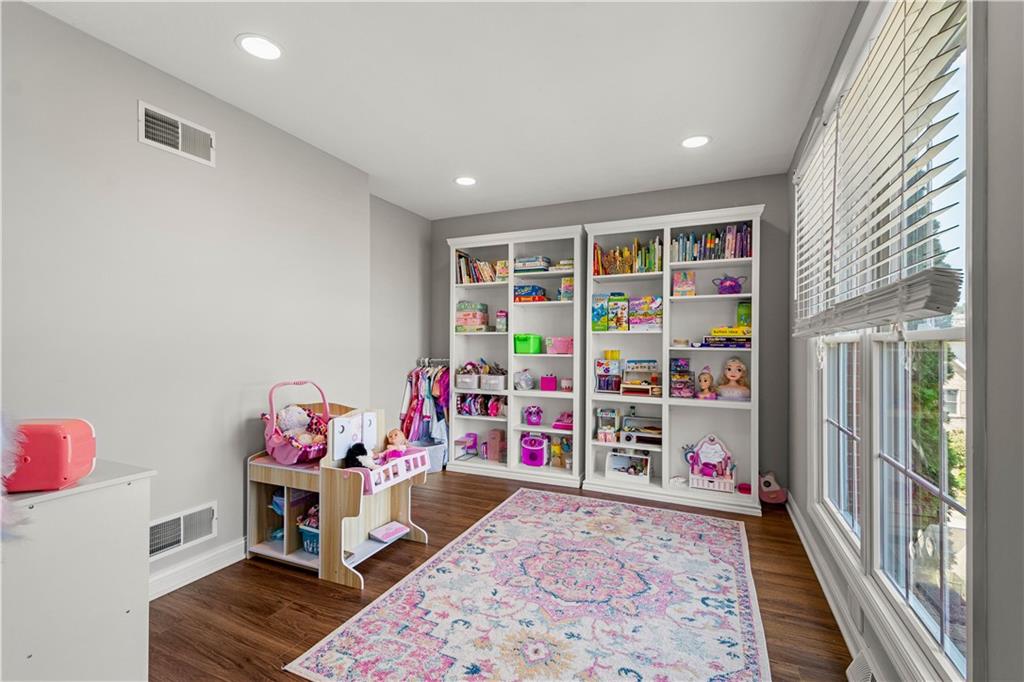 400 Abbey Lane Rostraver Township, PA 15012 - Photo 18 of 45