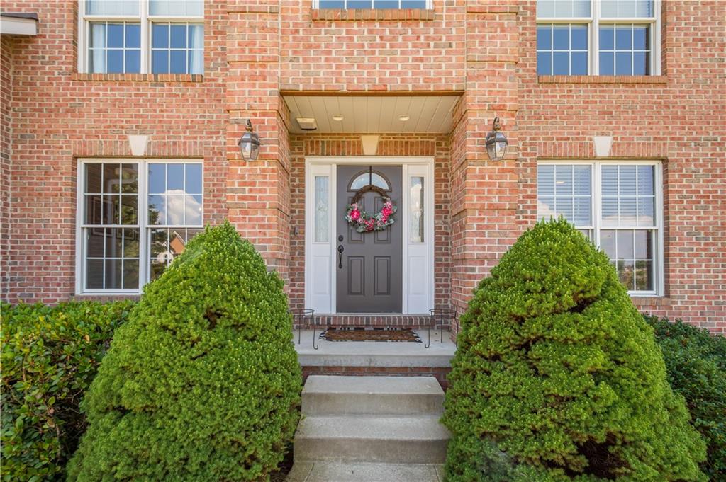 400 Abbey Lane Rostraver Township, PA 15012 - Photo 2 of 45