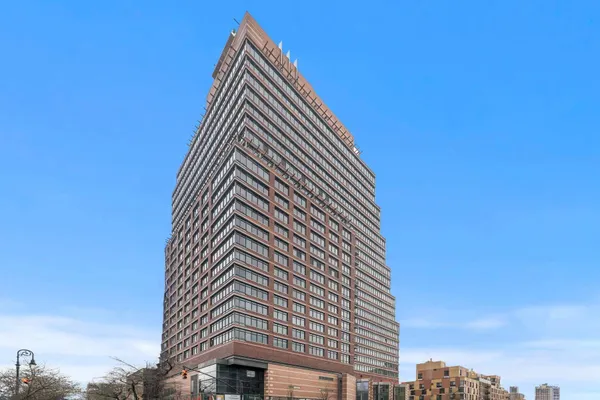 $795,000 | 1485 5th Avenue, Unit 22C | Harlem