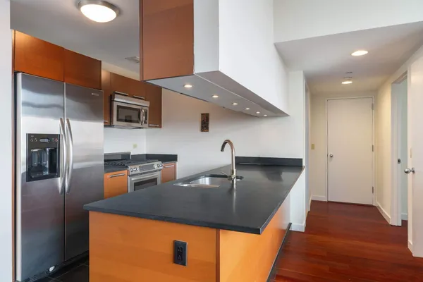 $795,000 | 1485 5th Avenue, Unit 22C | Harlem