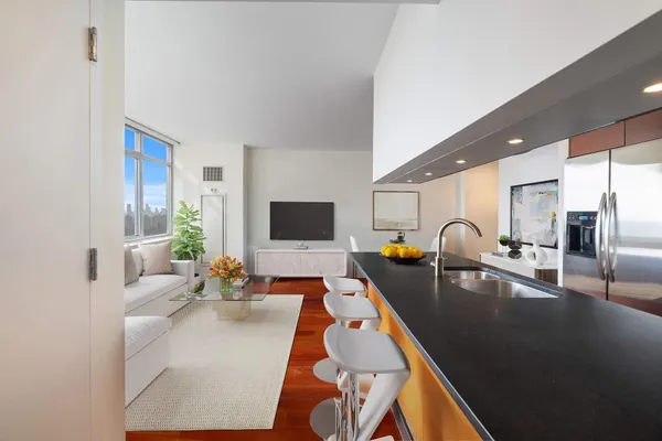 $795,000 | 1485 5th Avenue, Unit 22C | Harlem