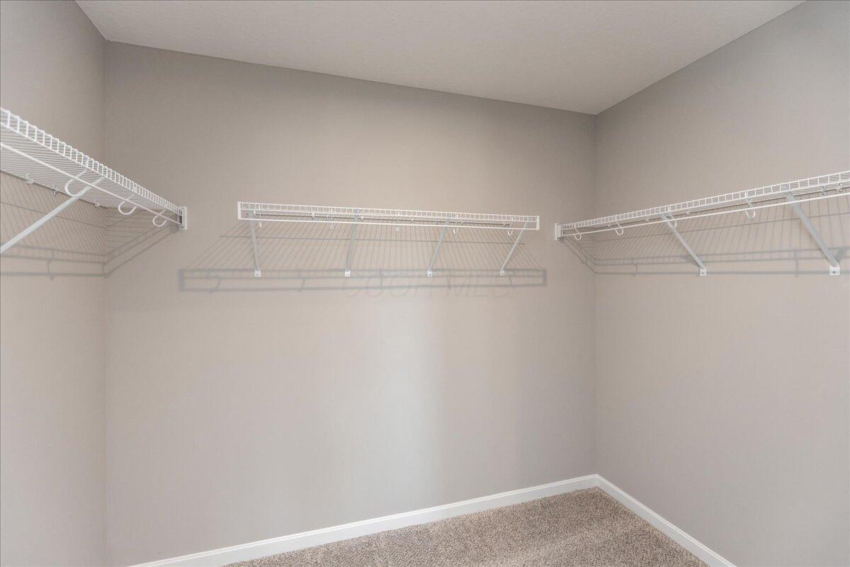 1515 Georgia Road Circleville, OH 43113 - Photo 28 of 42 28-Primary Closet