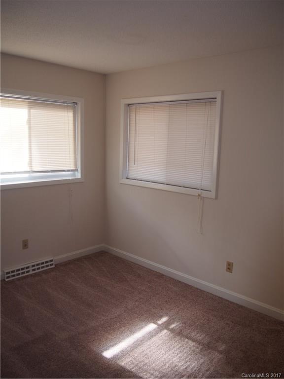 1416 Nottingham Road Kannapolis, NC 28081 - Photo 9 of 19 Gallery Image 9