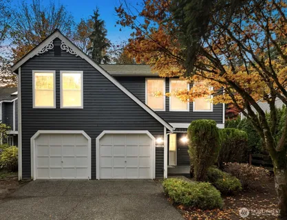 $945,000 | 10113 Northeast 144th Court, Kirkland, WA 98034