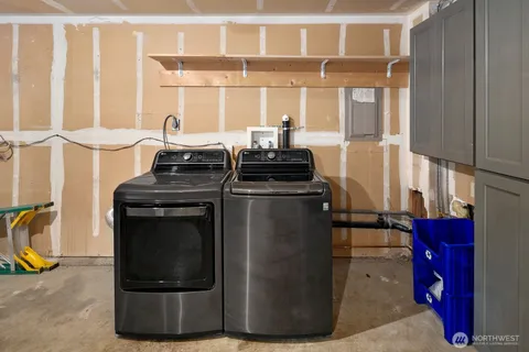 $945,000 | 10113 Northeast 144th Court, Kirkland, WA 98034