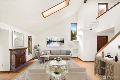 $945,000 | 10113 Northeast 144th Court, Kirkland, WA 98034